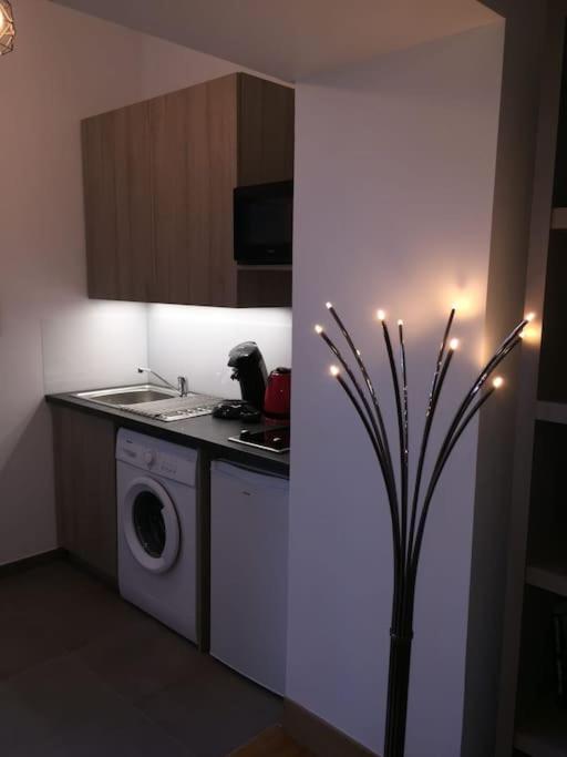 Le Lumineux - Le Chic En Hypercentre - Bellecour Apartment Лион Екстериор снимка